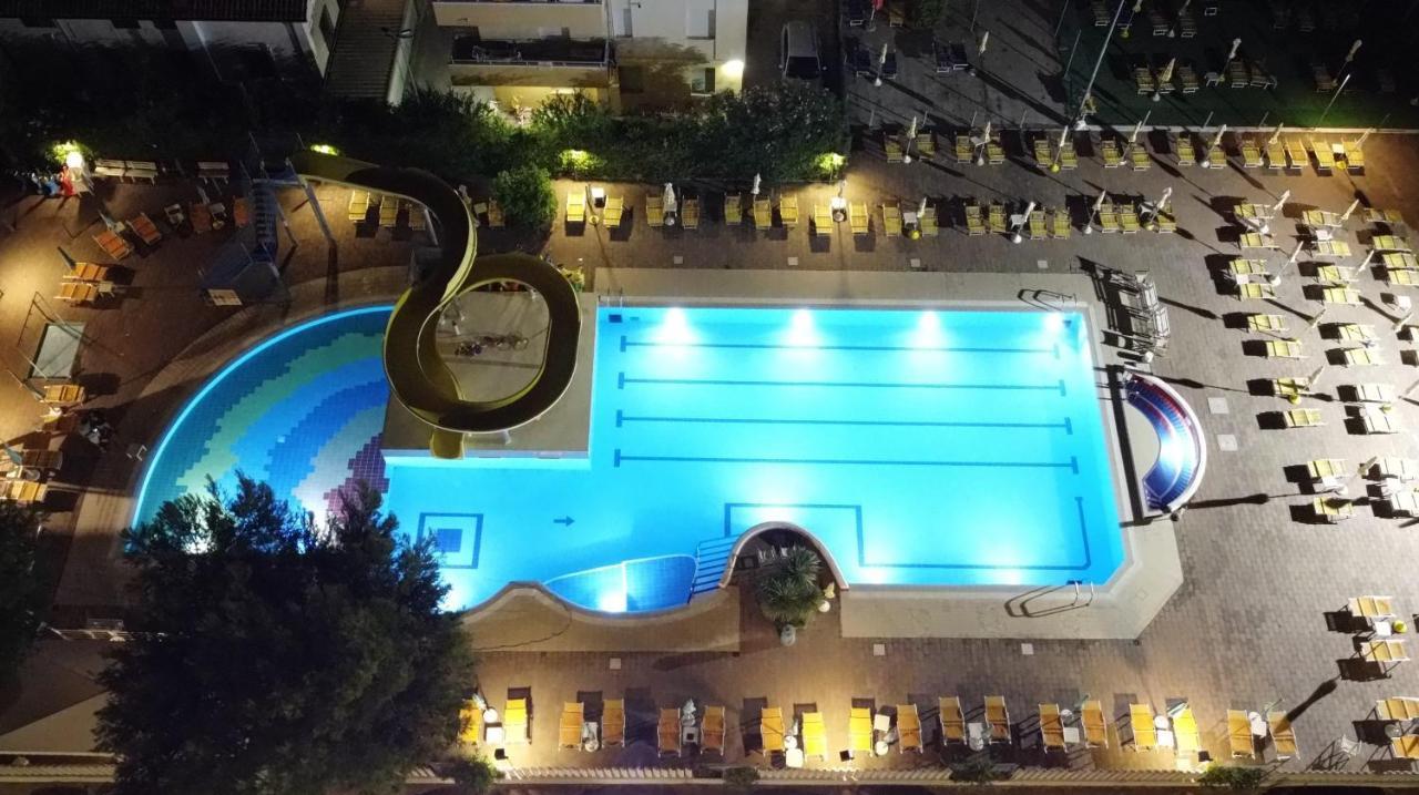 מיסאנו אדריאטיקו Solemare Hotel E Residence מראה חיצוני תמונה