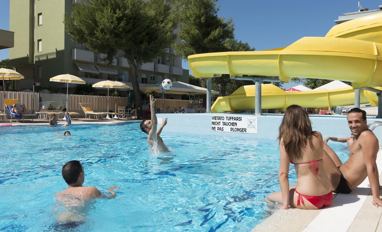 מיסאנו אדריאטיקו Solemare Hotel E Residence מראה חיצוני תמונה