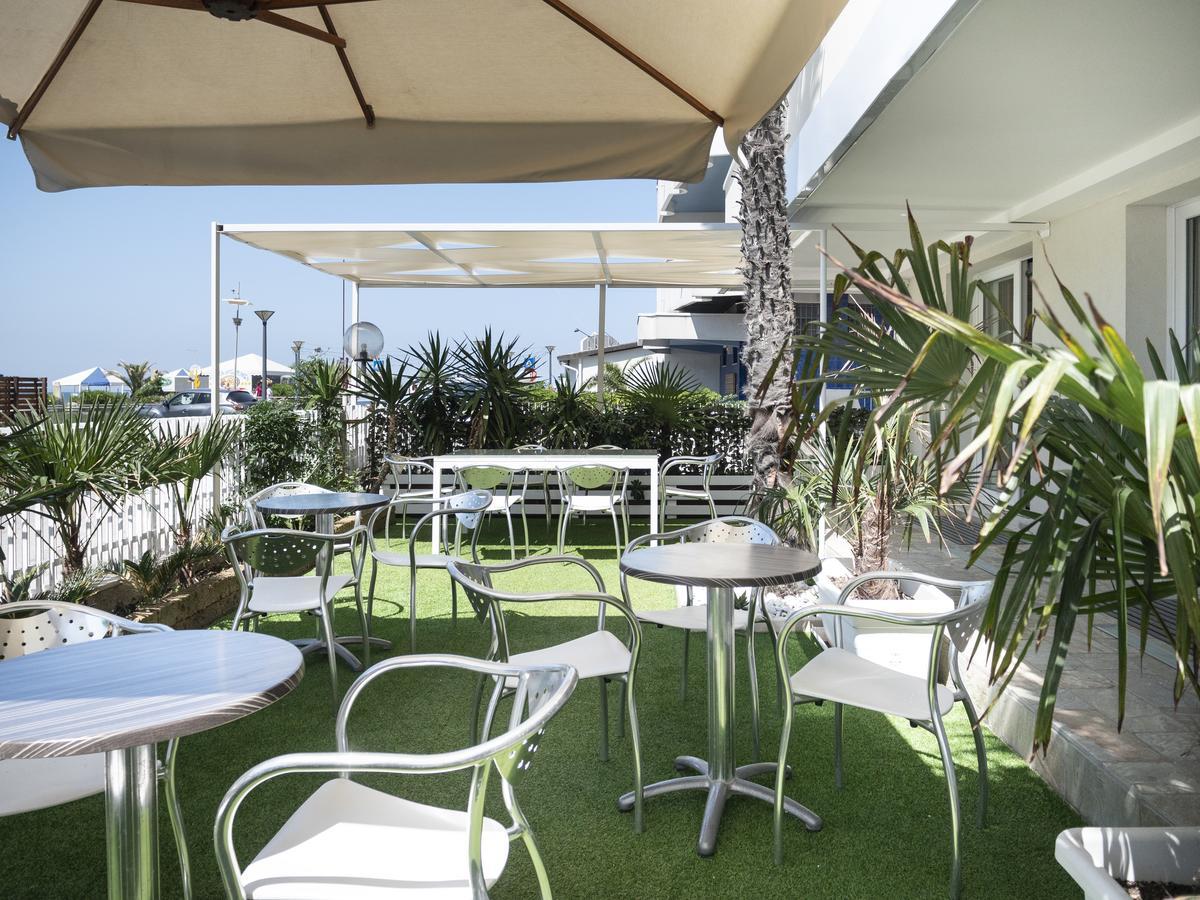מיסאנו אדריאטיקו Solemare Hotel E Residence מראה חיצוני תמונה