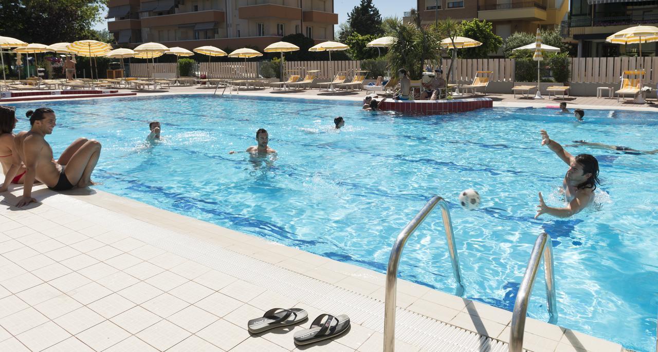 מיסאנו אדריאטיקו Solemare Hotel E Residence מראה חיצוני תמונה